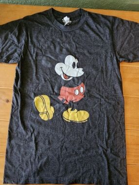 Classic Disney Mickey Mouse Dark Gray Black T Shirt Size Small